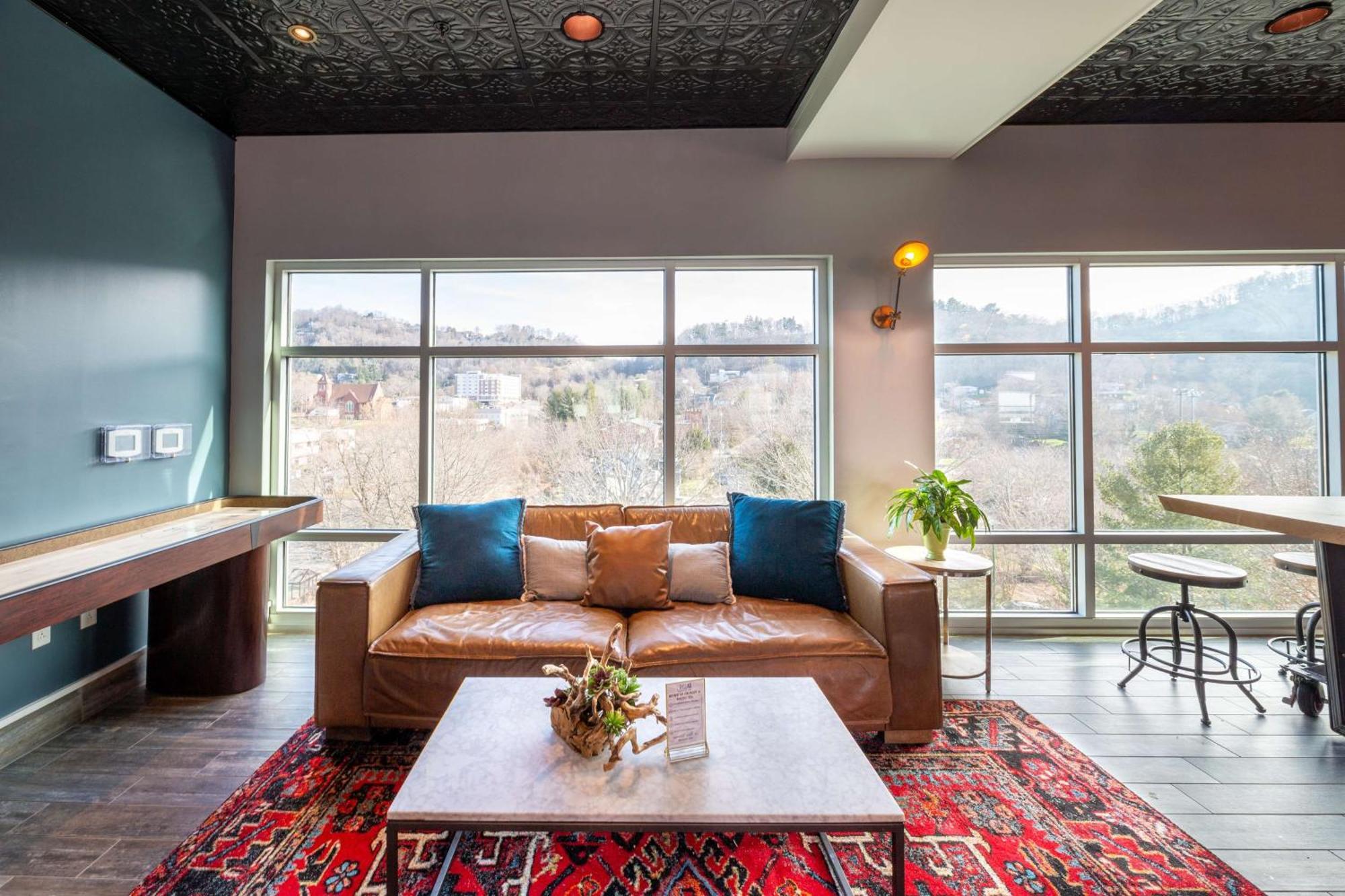 Hilton Garden Inn Asheville Downtown Dış mekan fotoğraf